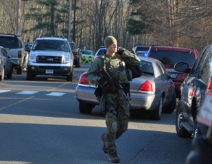 Une équipe de la SWAT a donné l'assaut à 19h30 (photo Dahmane Soudani)
