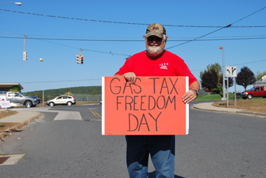 Les soutiens de John French annoncent la bonne nouvelle (photo Dahmane Soudani)