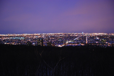 Vue nocturne de Montréal  (photo Dahmane Soudani) 