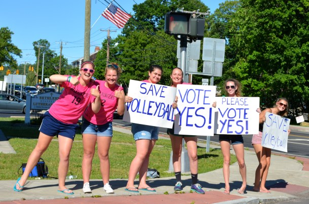 E. Hampton Vote budget-DS 1